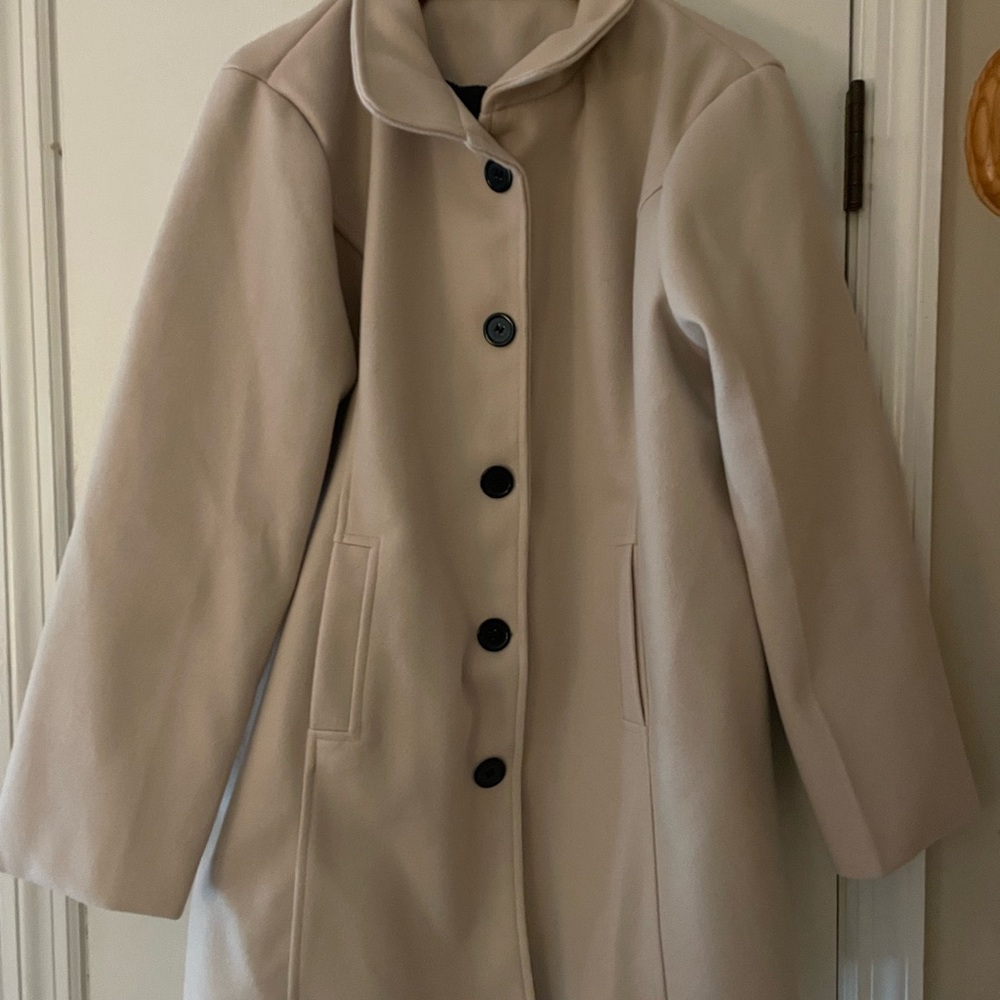 Elegant Cream Women's Coat